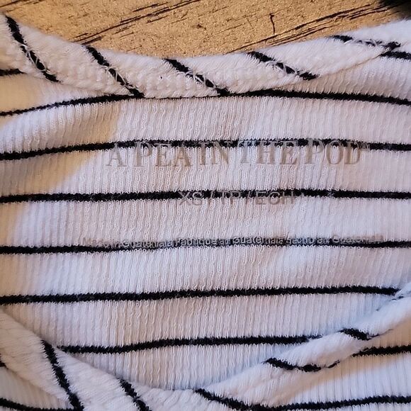 XS Maternity Tank Top stripe A Pea In A Pod - Picture 5 of 9